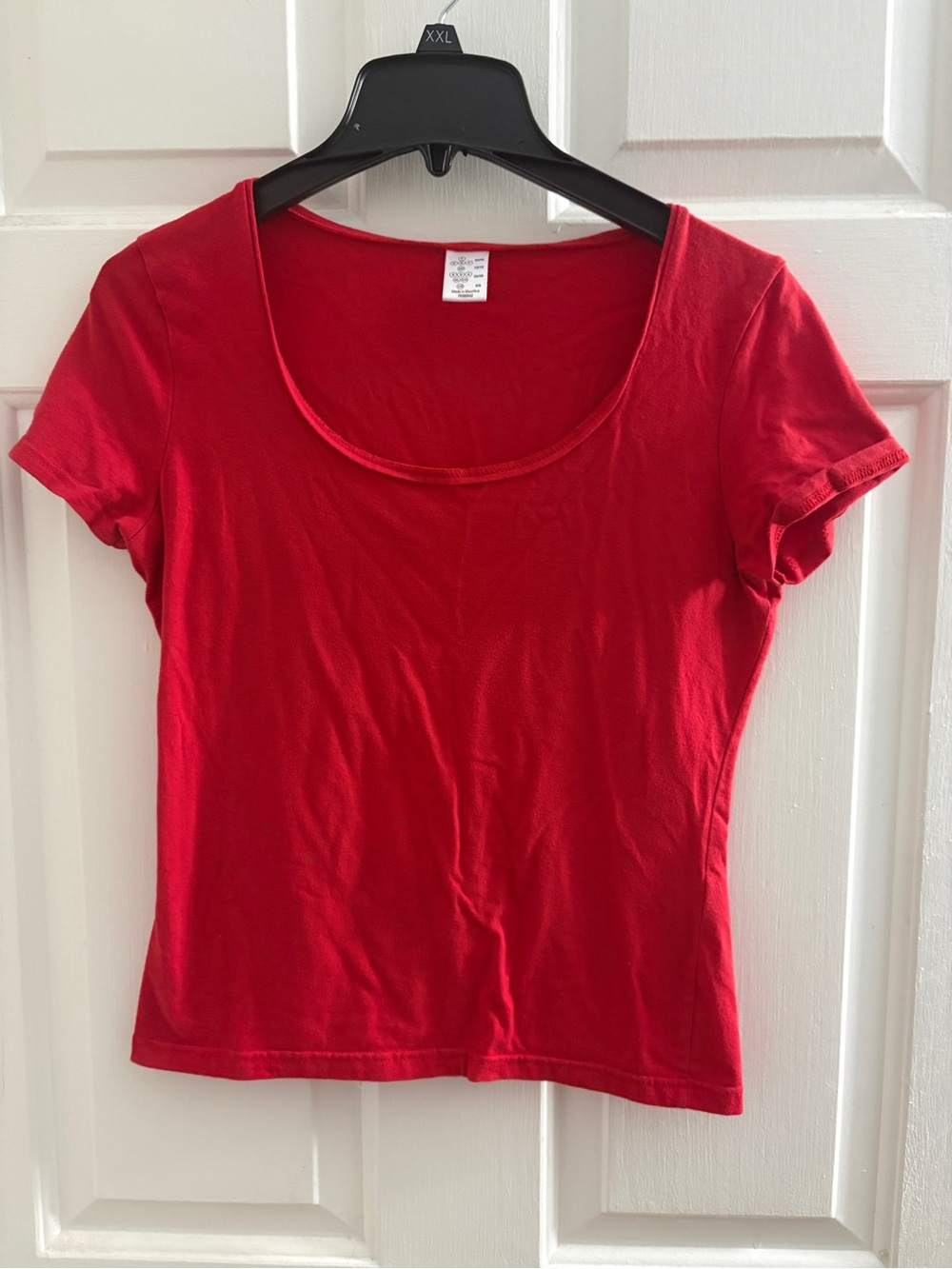 Women's Scoop Neck Short Sleeve Top - Red